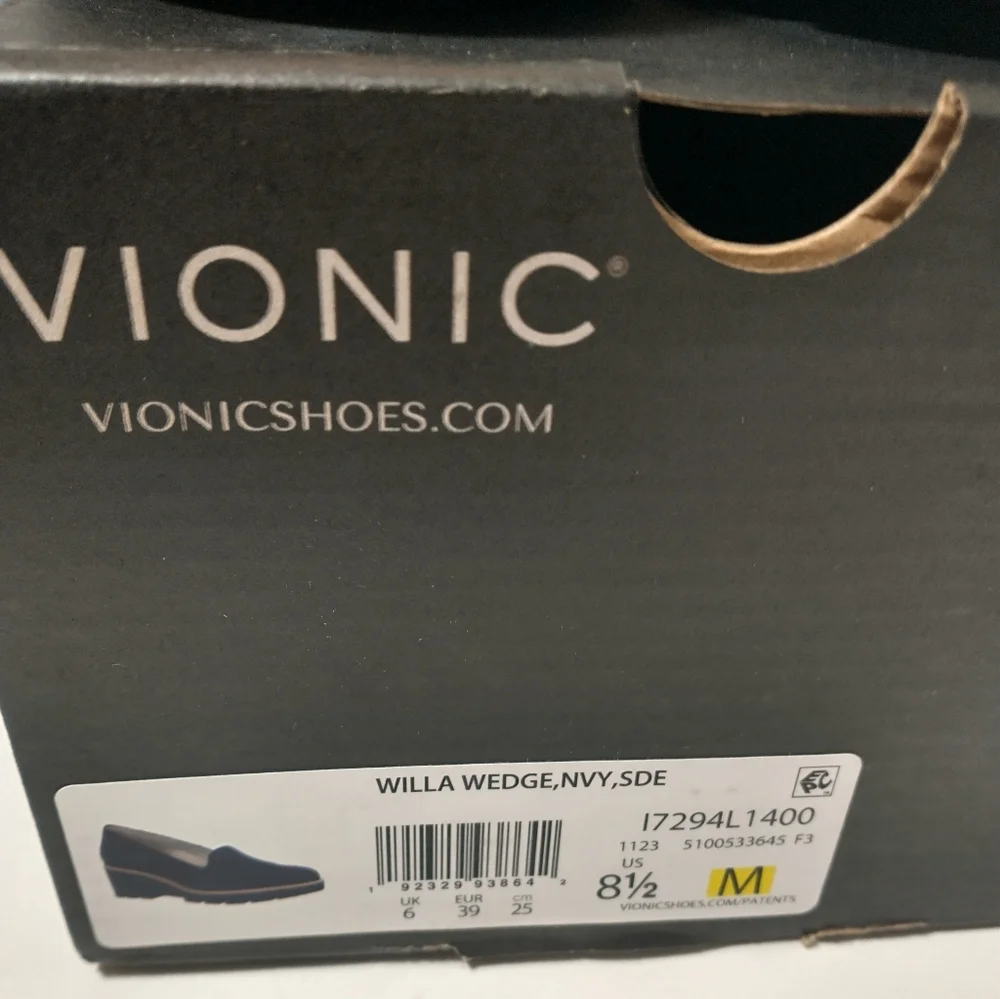 Like NEW Vionic Willa Suede‎ Wedge Slip On Loafer, Navy, Support, Women Size 8.5